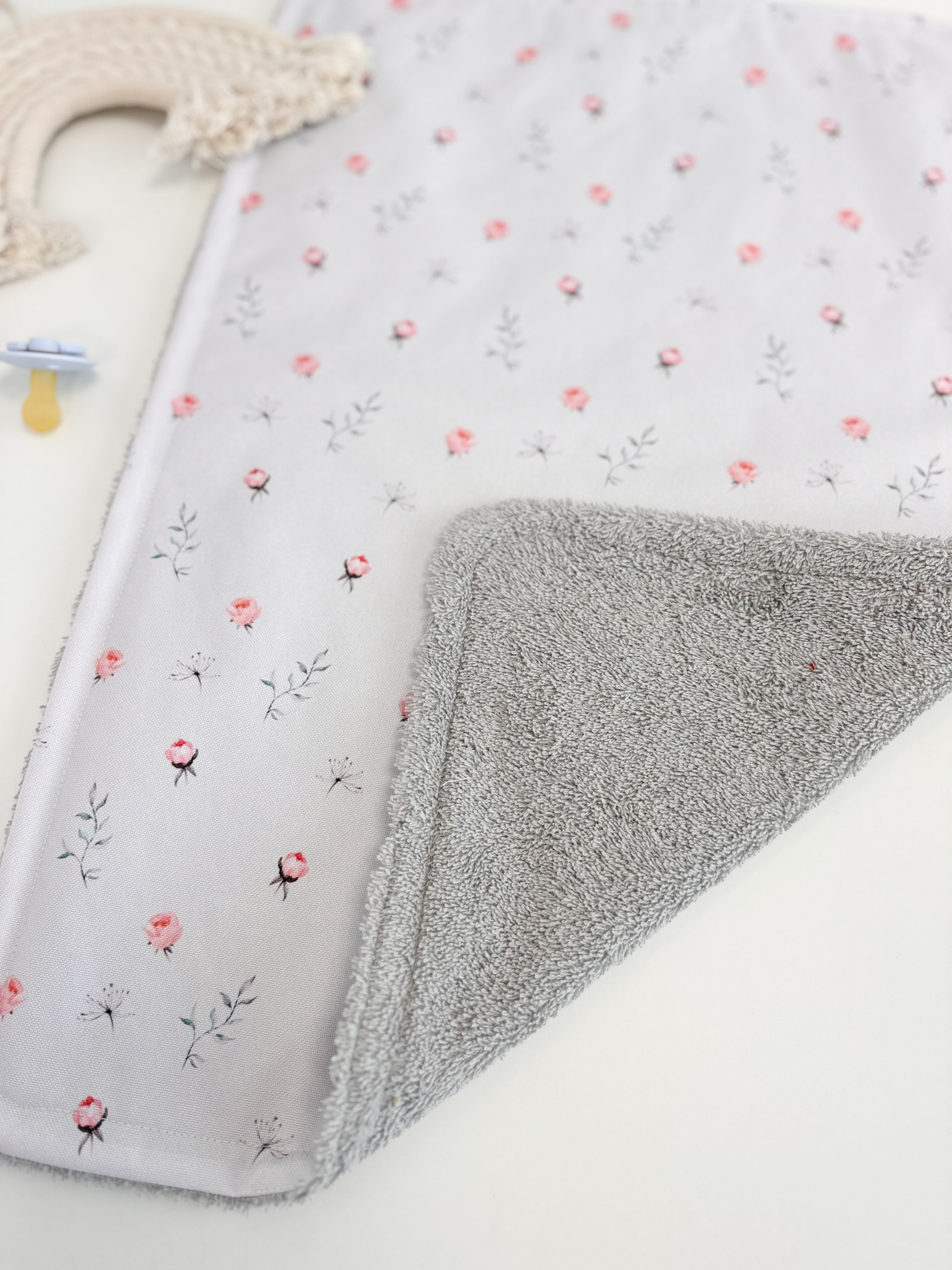 Ūdensnecaurlaidīgs paladziņš - Rozes