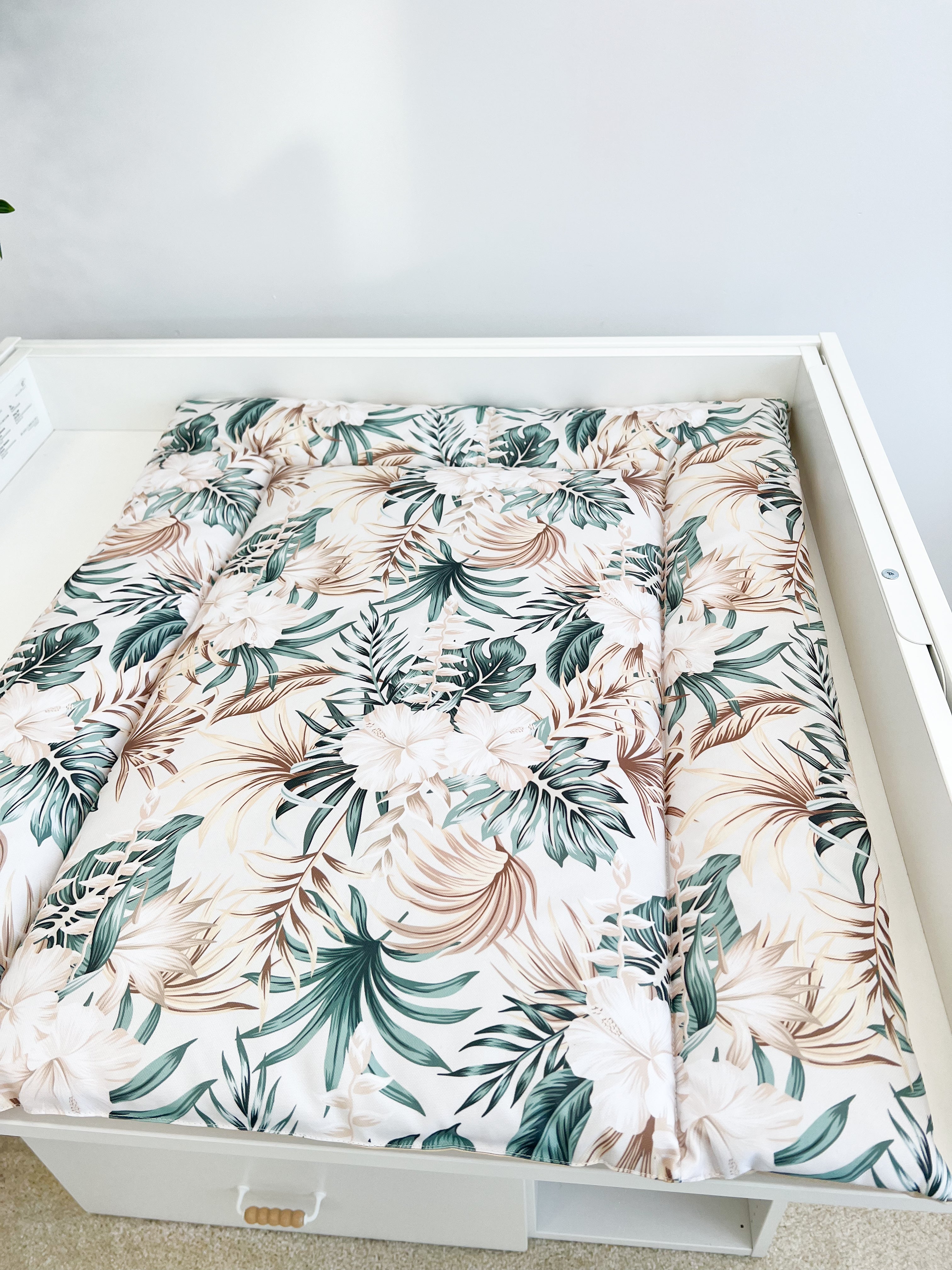 Ūdensizturīgs matracis - PALMU LAPAS