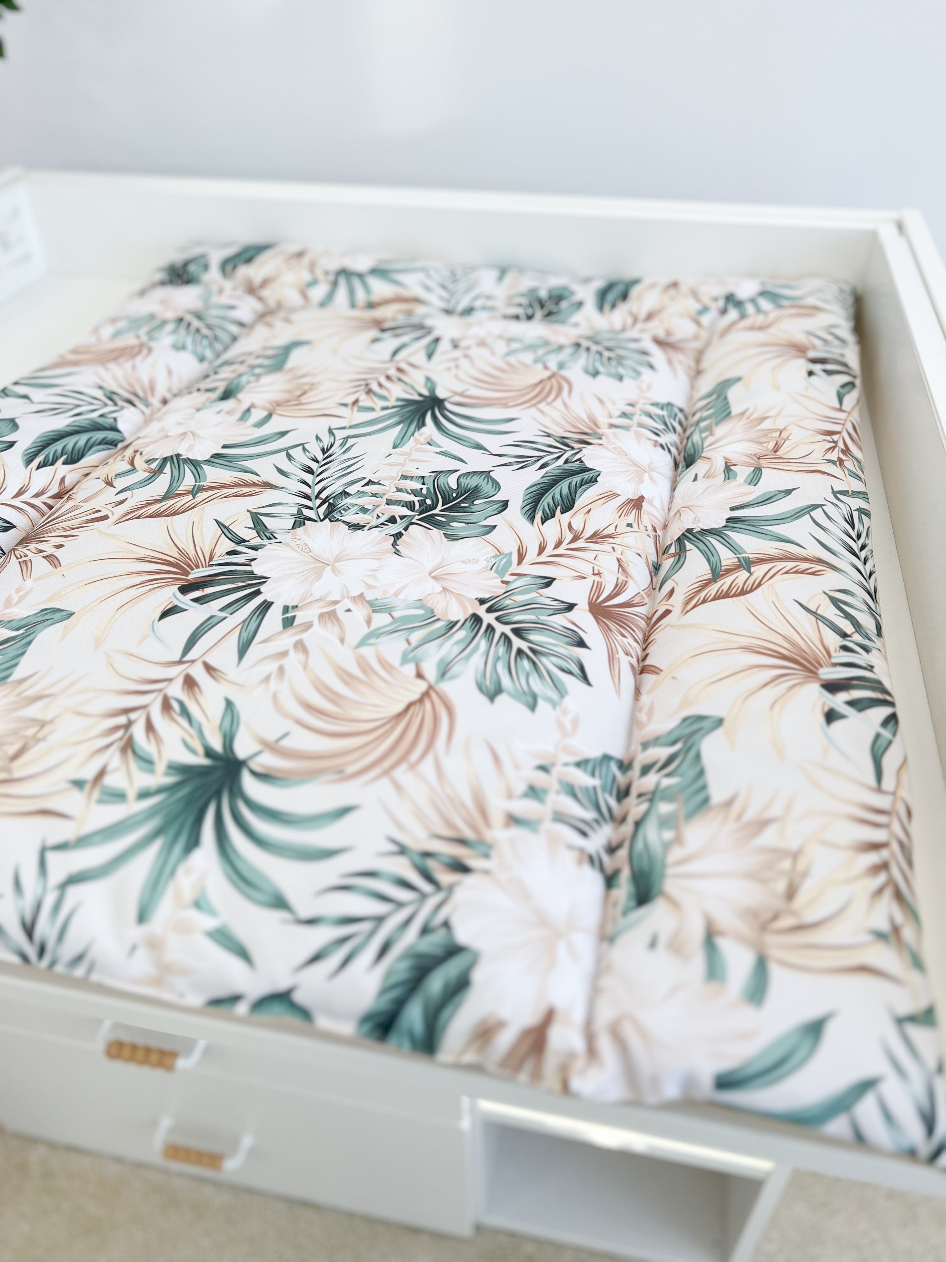 Ūdensizturīgs matracis - PALMU LAPAS