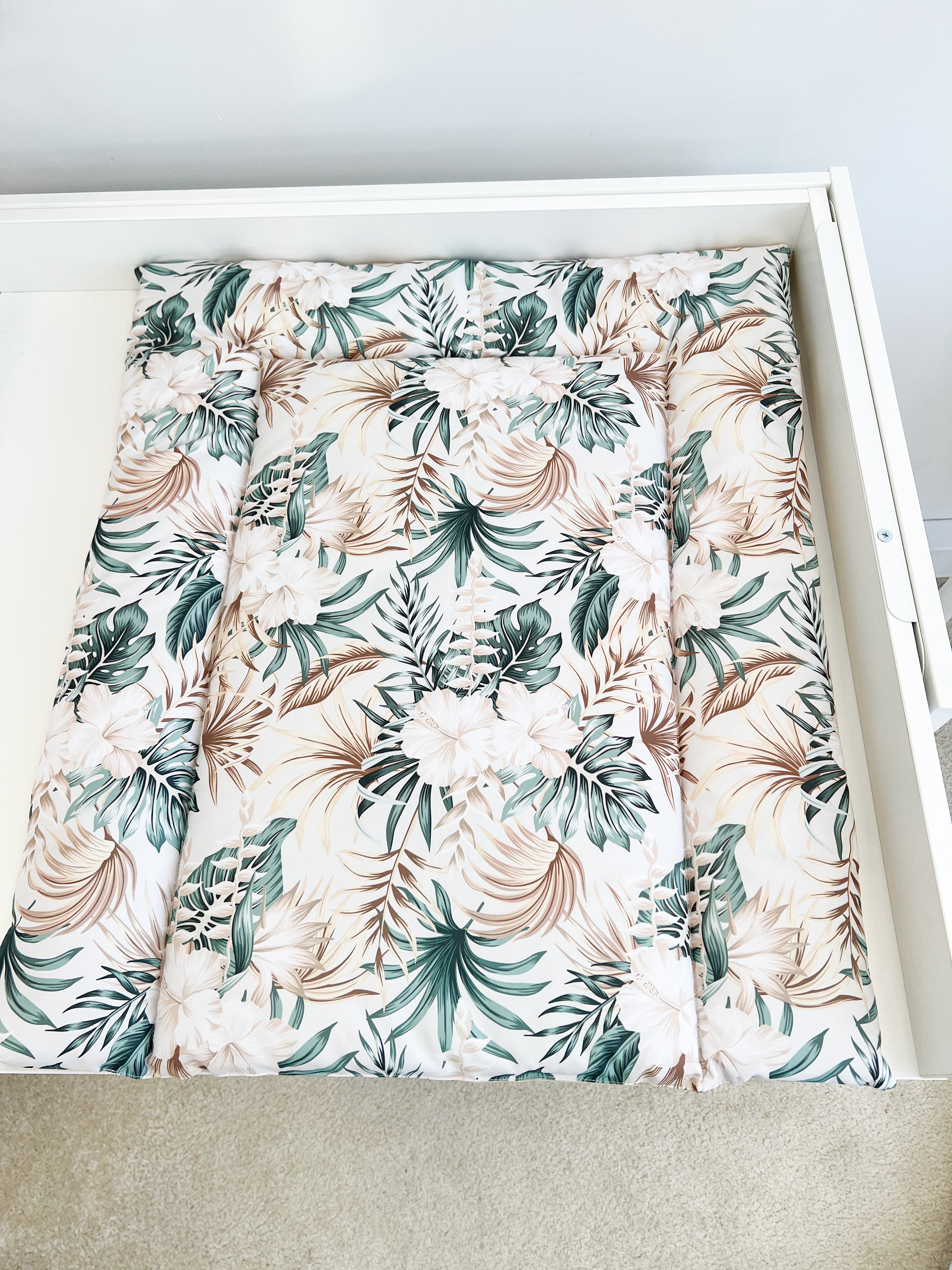 Ūdensizturīgs matracis - PALMU LAPAS