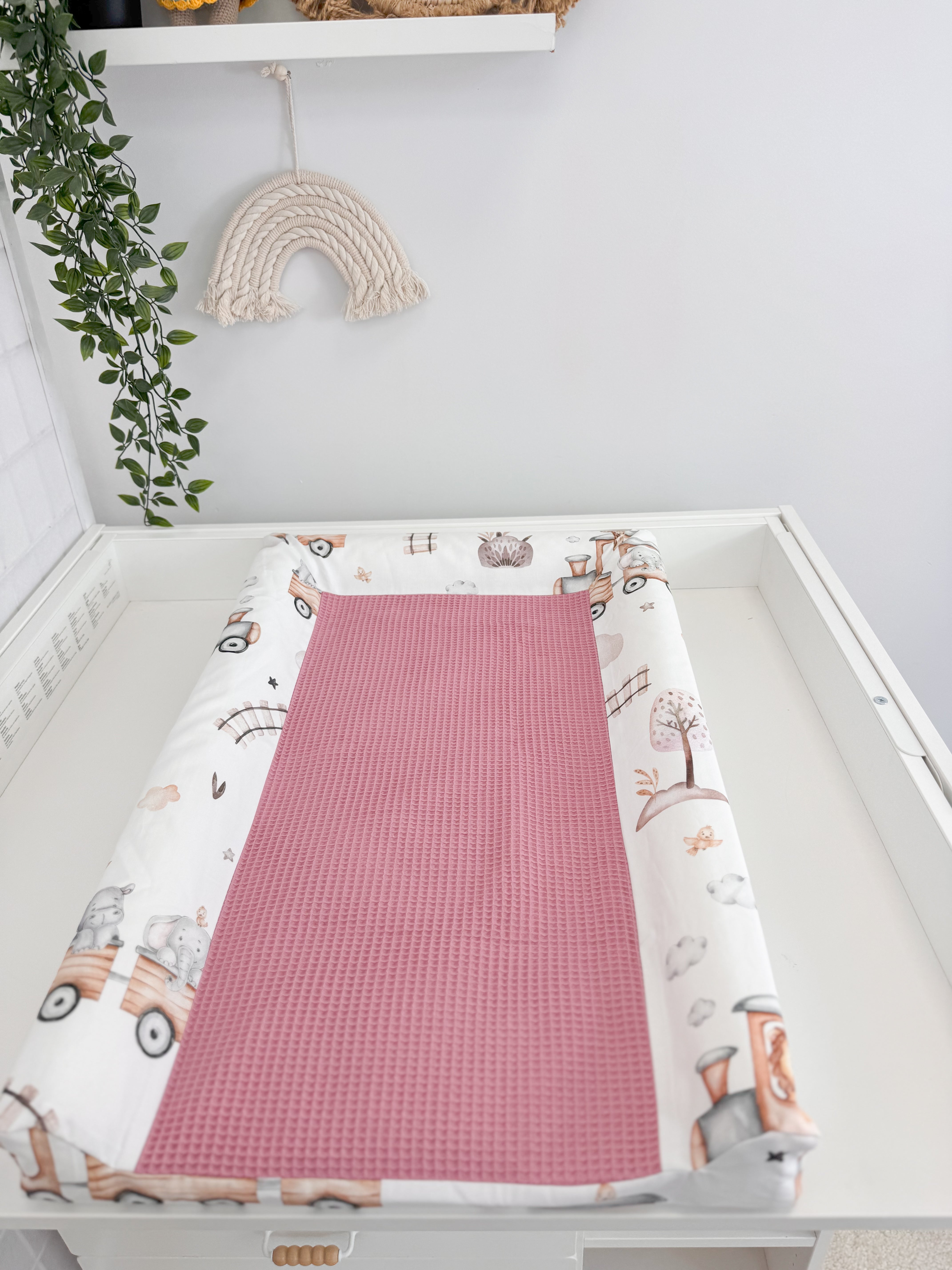 Pārvalks - Rozā vilciens