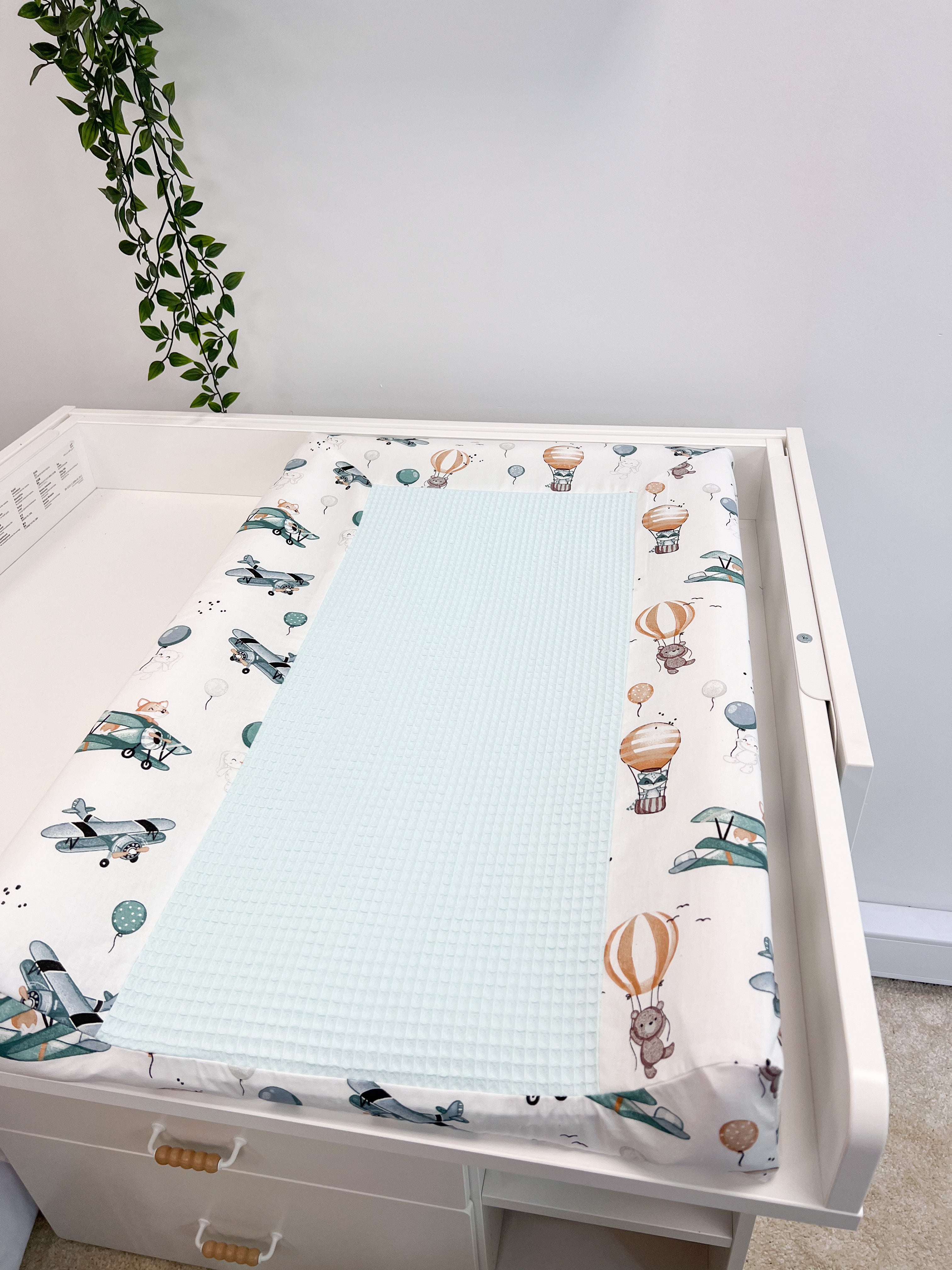 Changing pad cover - Plane