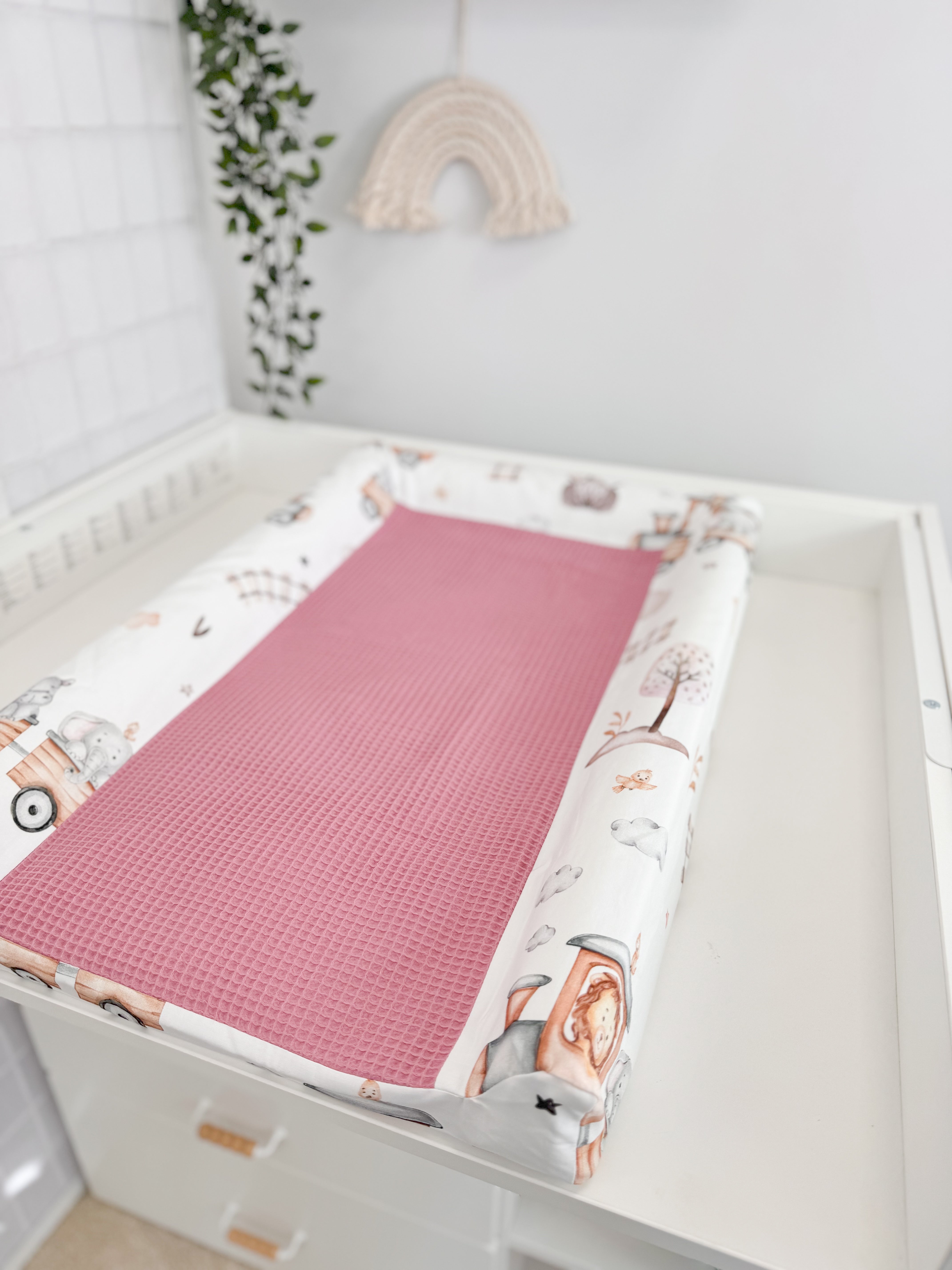 Pārvalks - Rozā vilciens