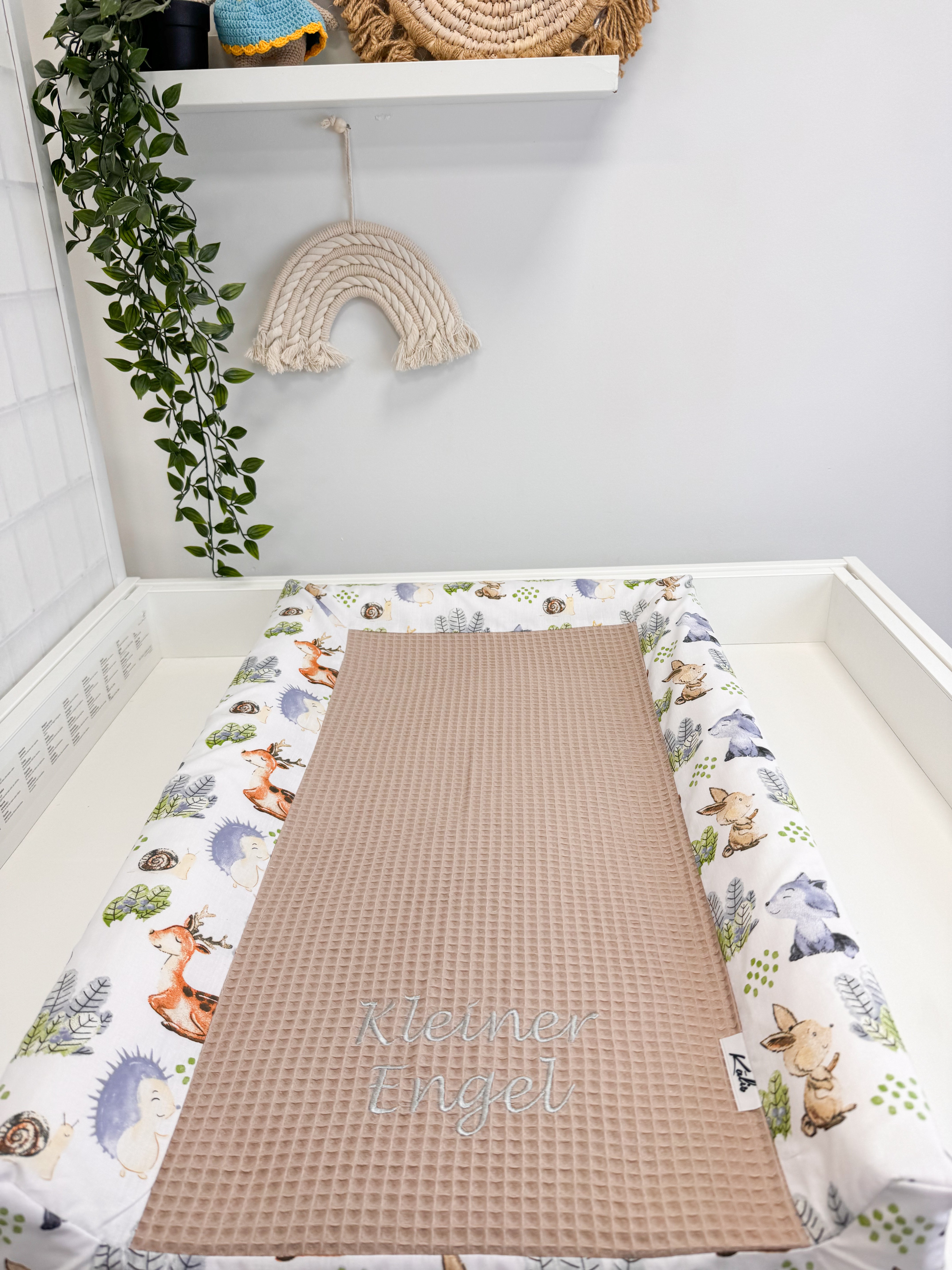 Pārvalks - Ezis un citi zvēri