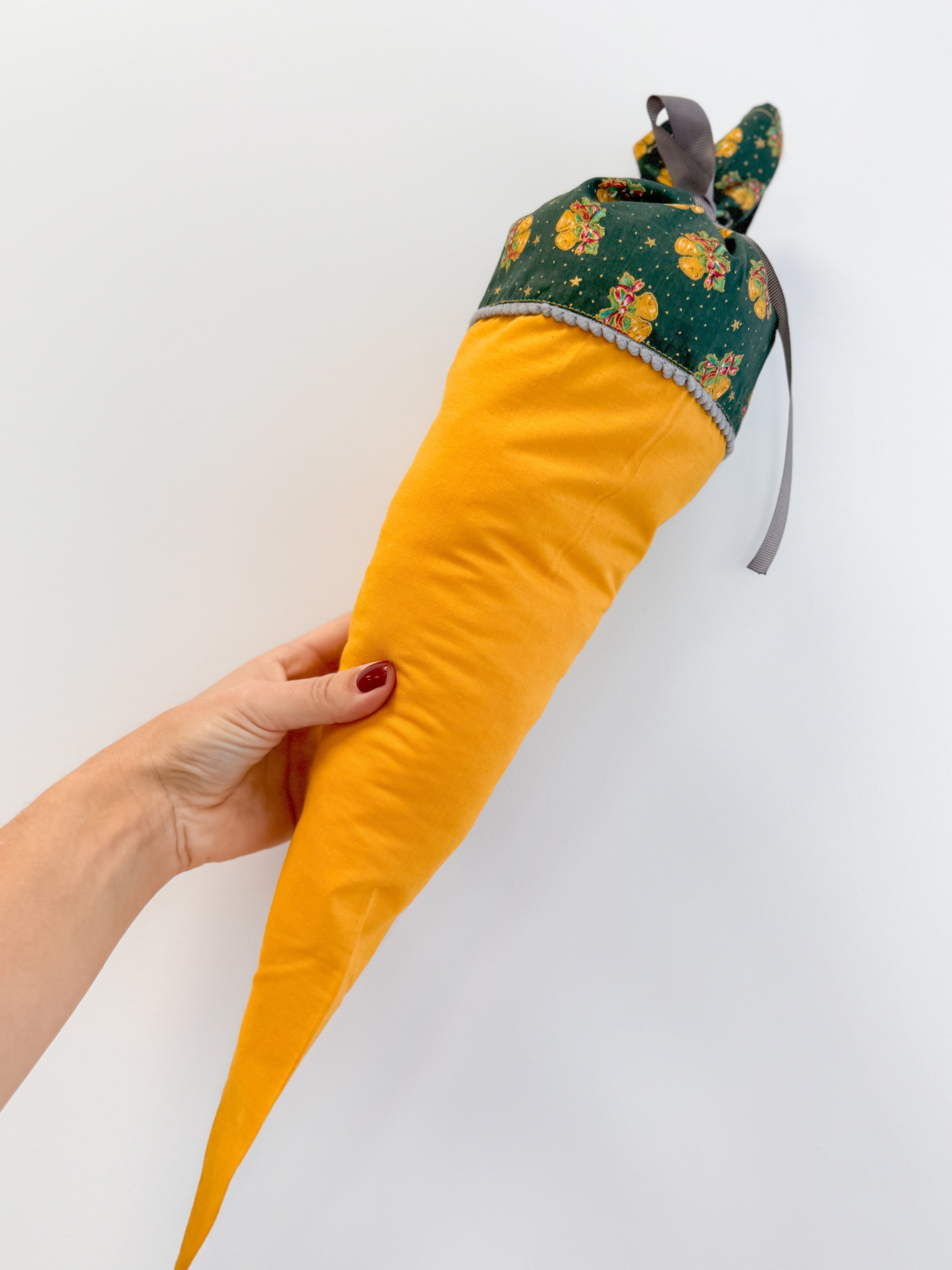 Ziemassvētku konfekšu tūta - Dzeltena