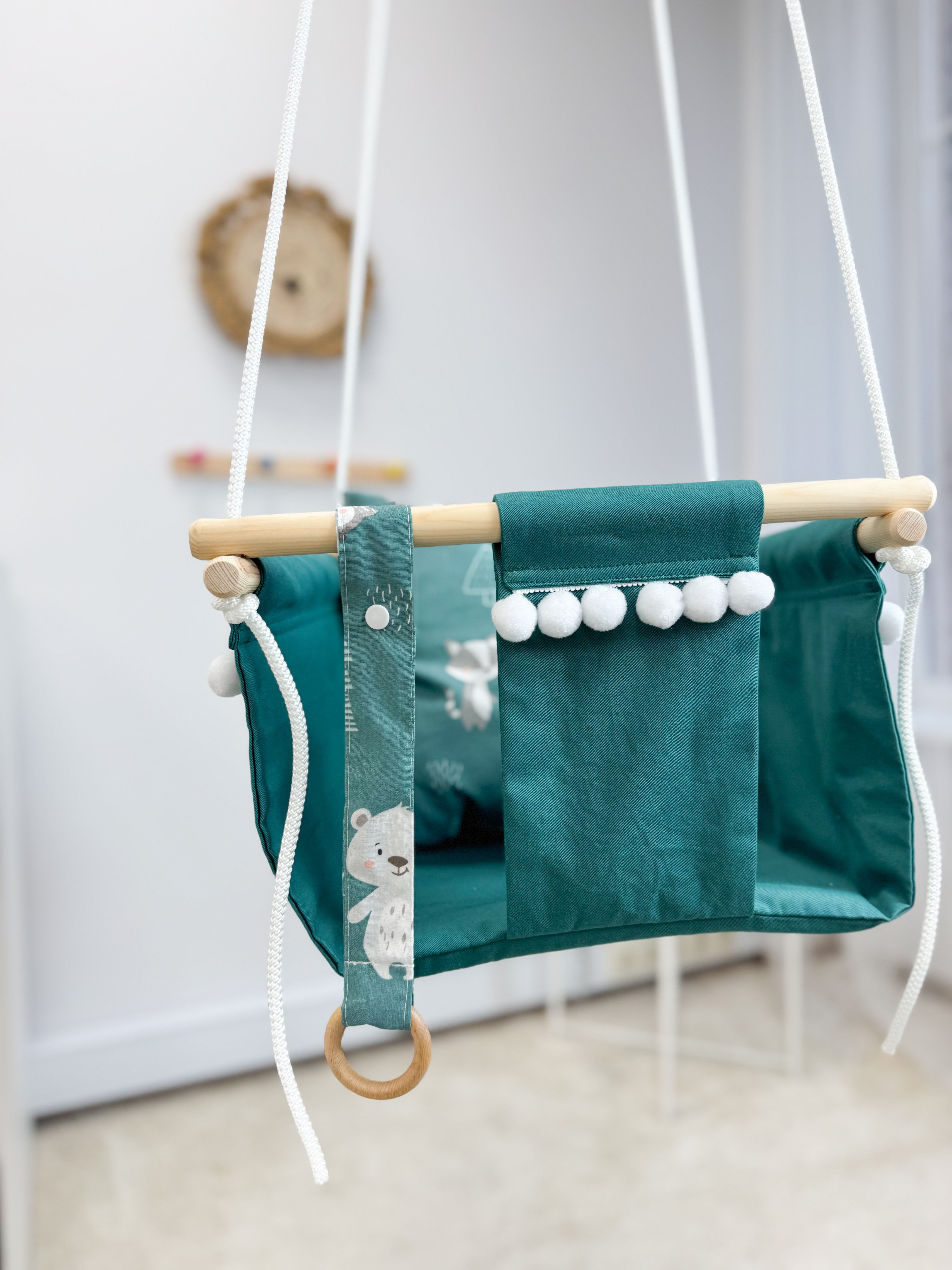 Klasiskās šūpoles "Zvēriņi"