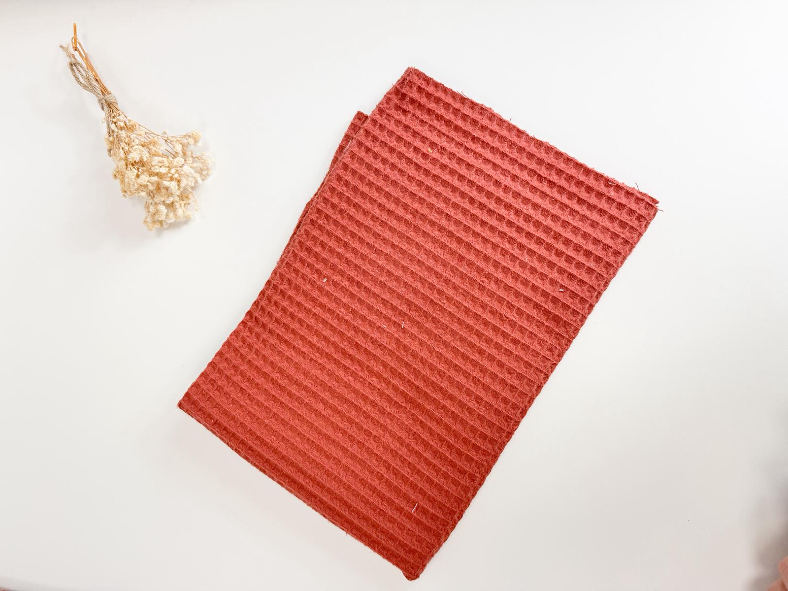 Virtuves dvielis - Sarkanīgi brūns