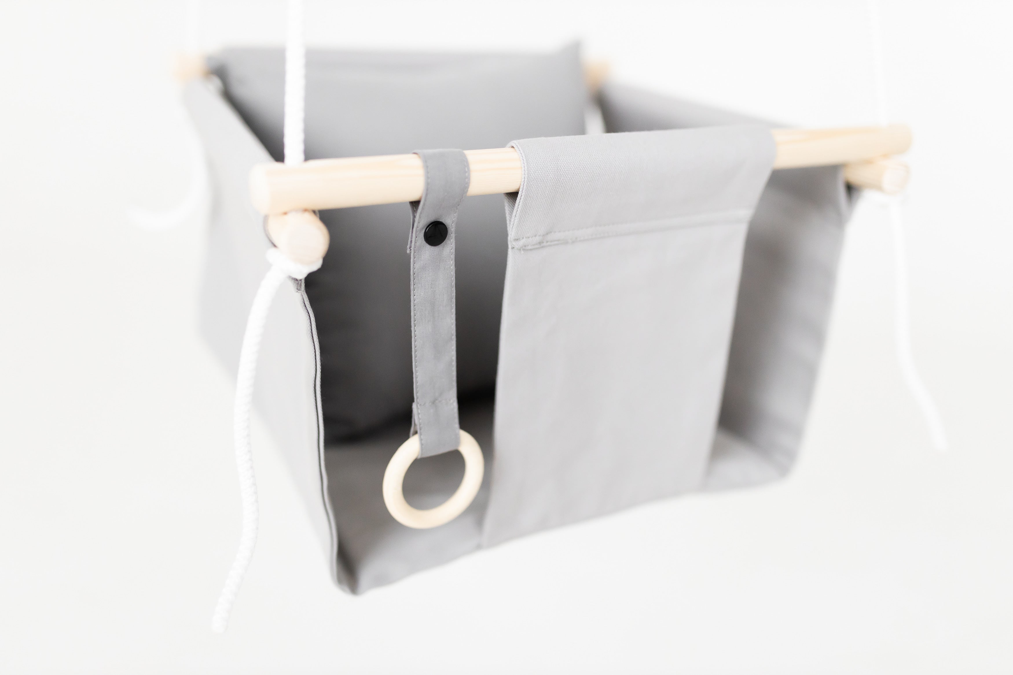 Klasiskās šūpoles "Pelēks"