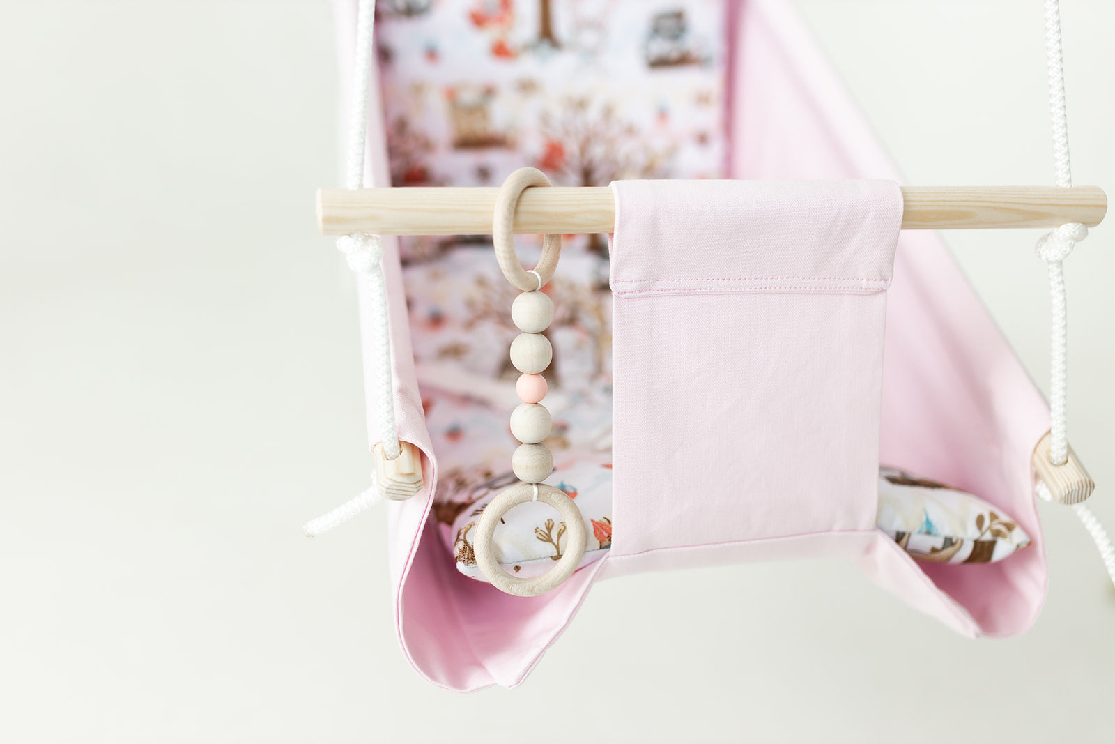 Šūpulis "Rozā lapsa"