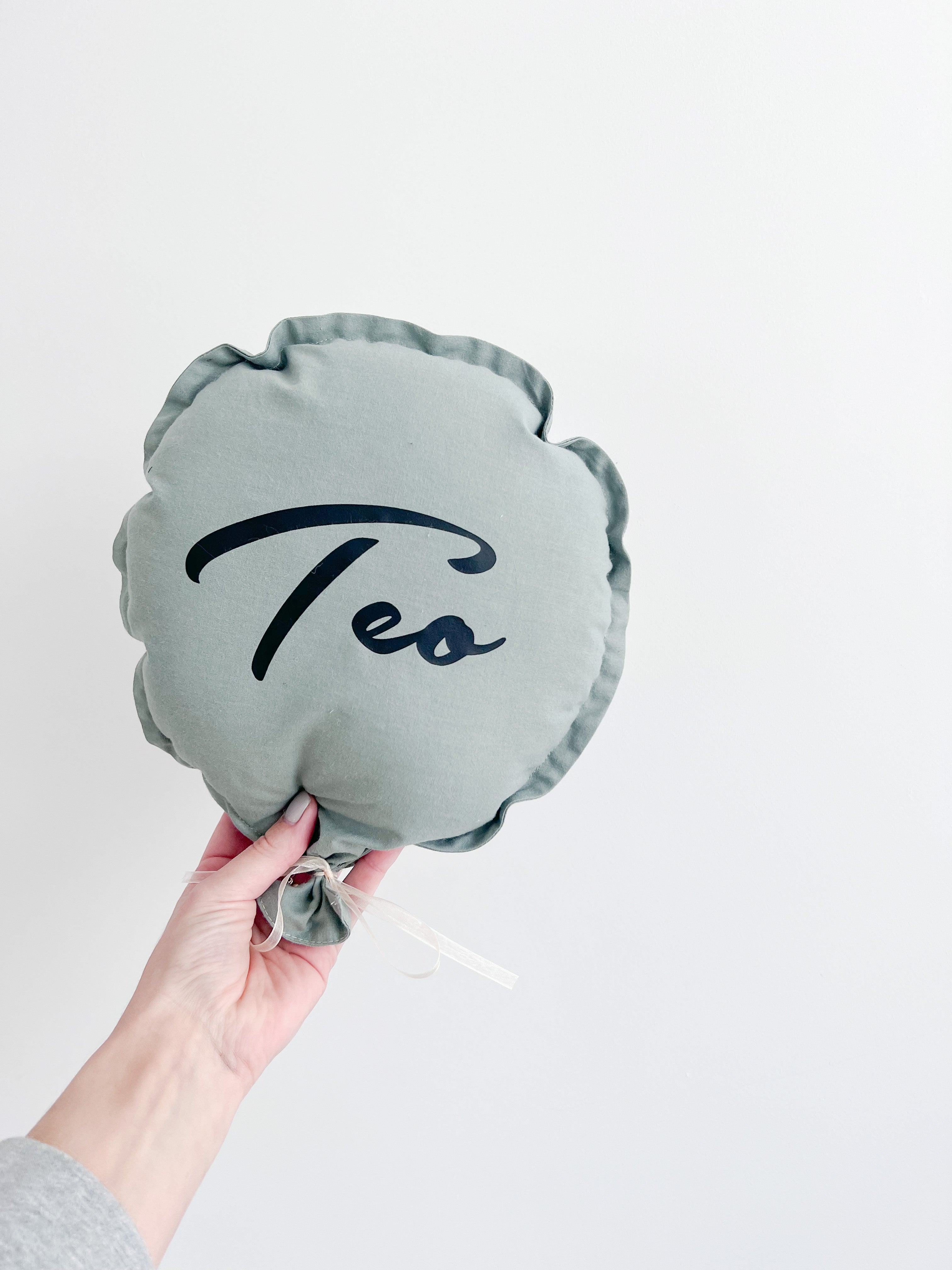 Balonu spilvenu sienas dekorācija