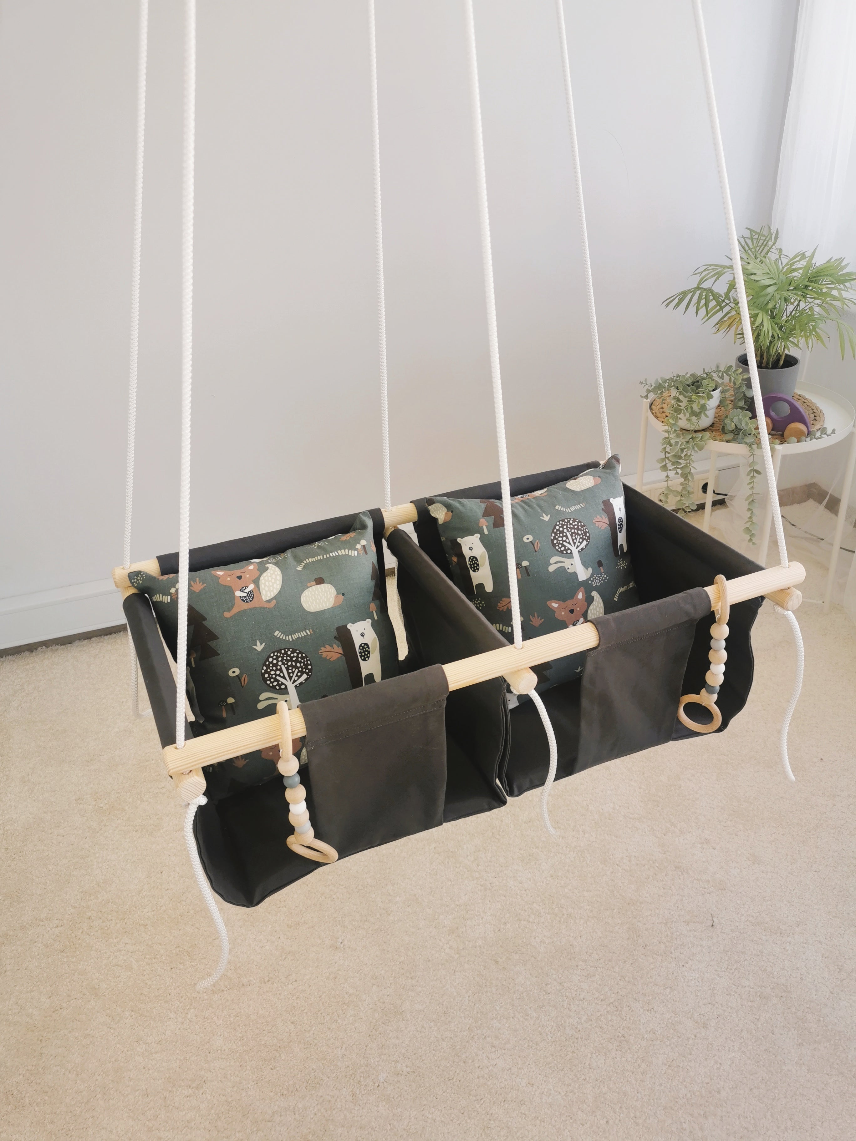 Dvīņu klasiskās šūpoles "Meža dzīvnieki"