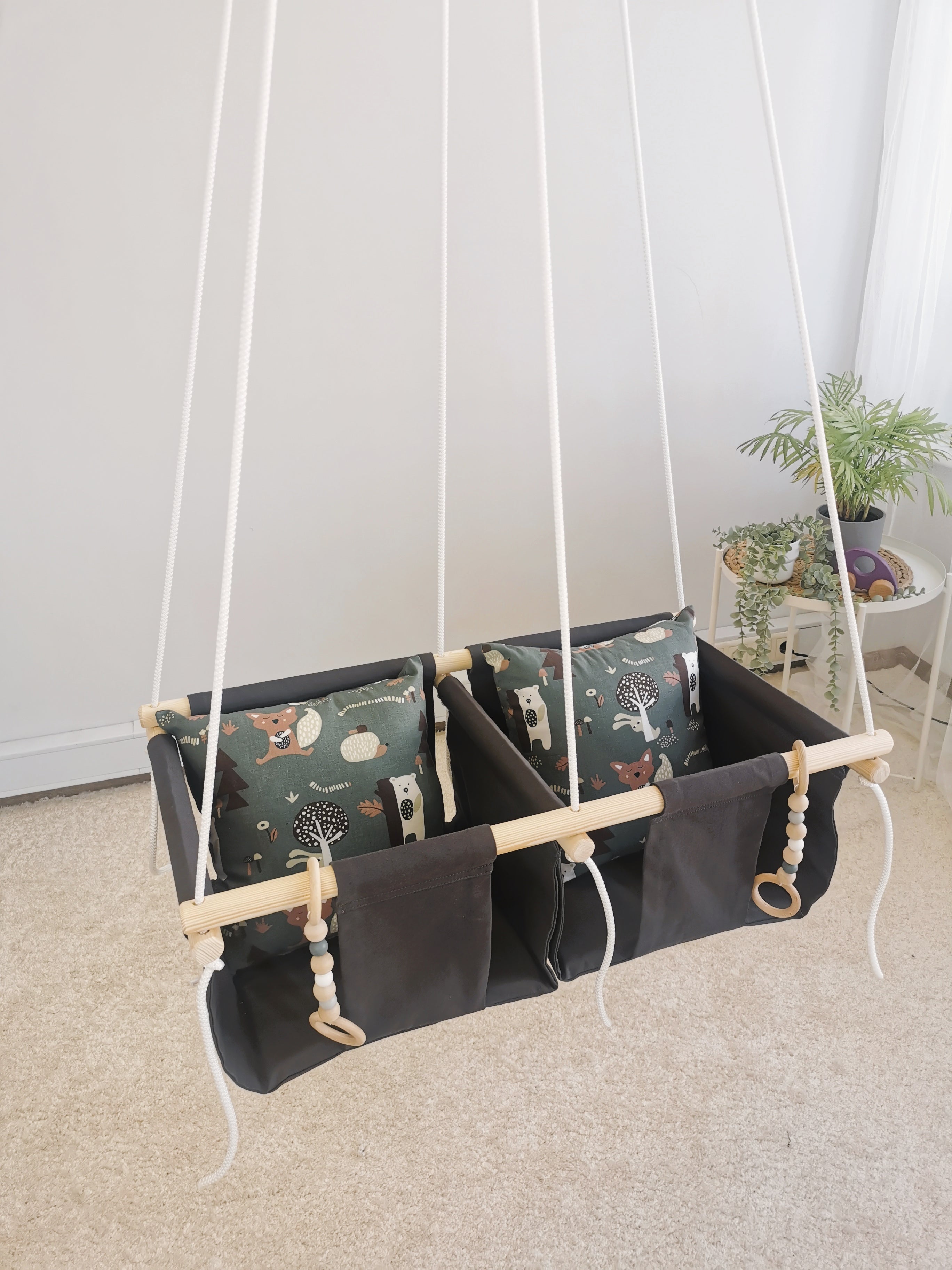 Dvīņu klasiskās šūpoles "Meža dzīvnieki"