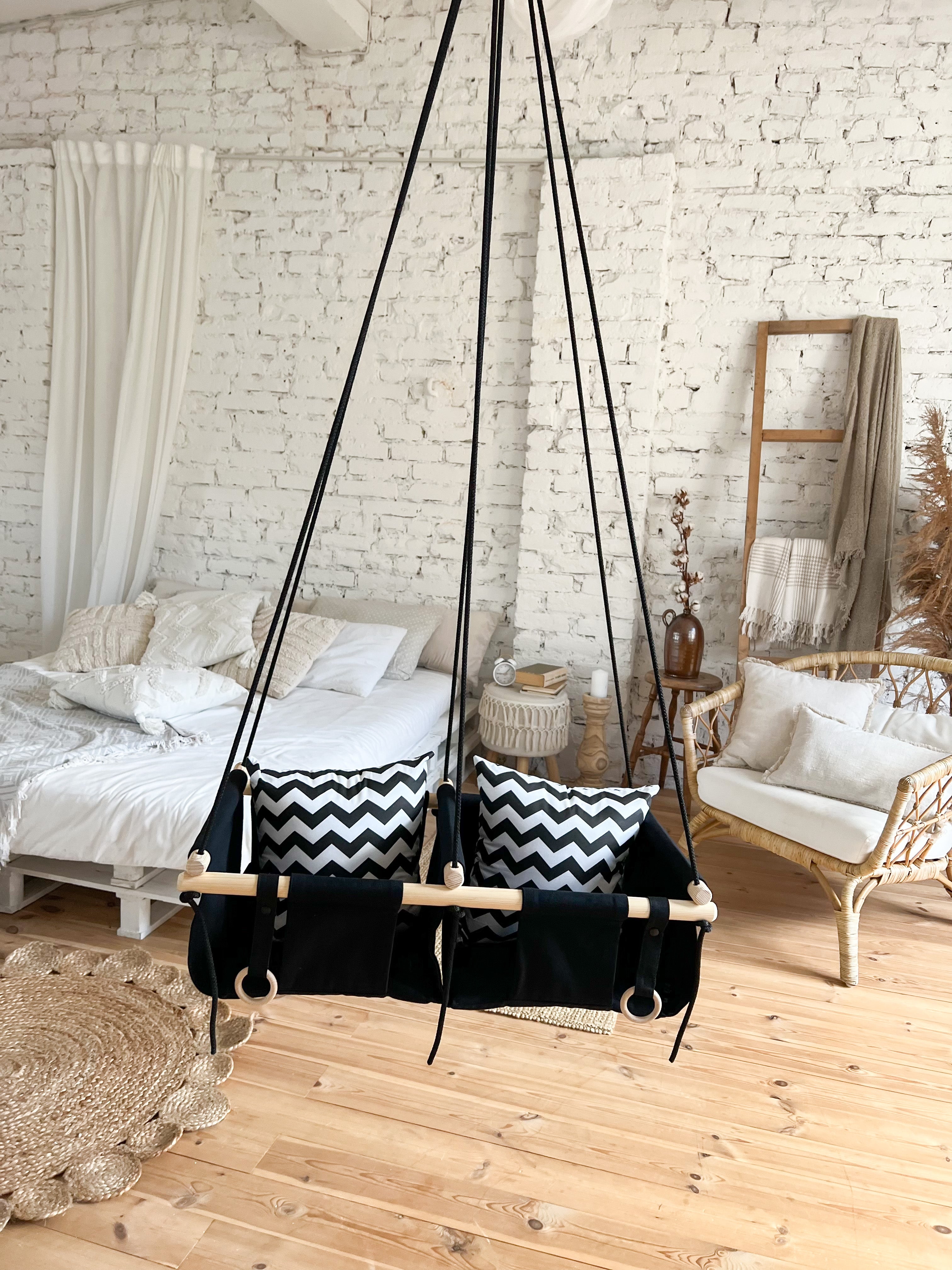 Dvīņu klasiskās šūpoles "Ilūzija"