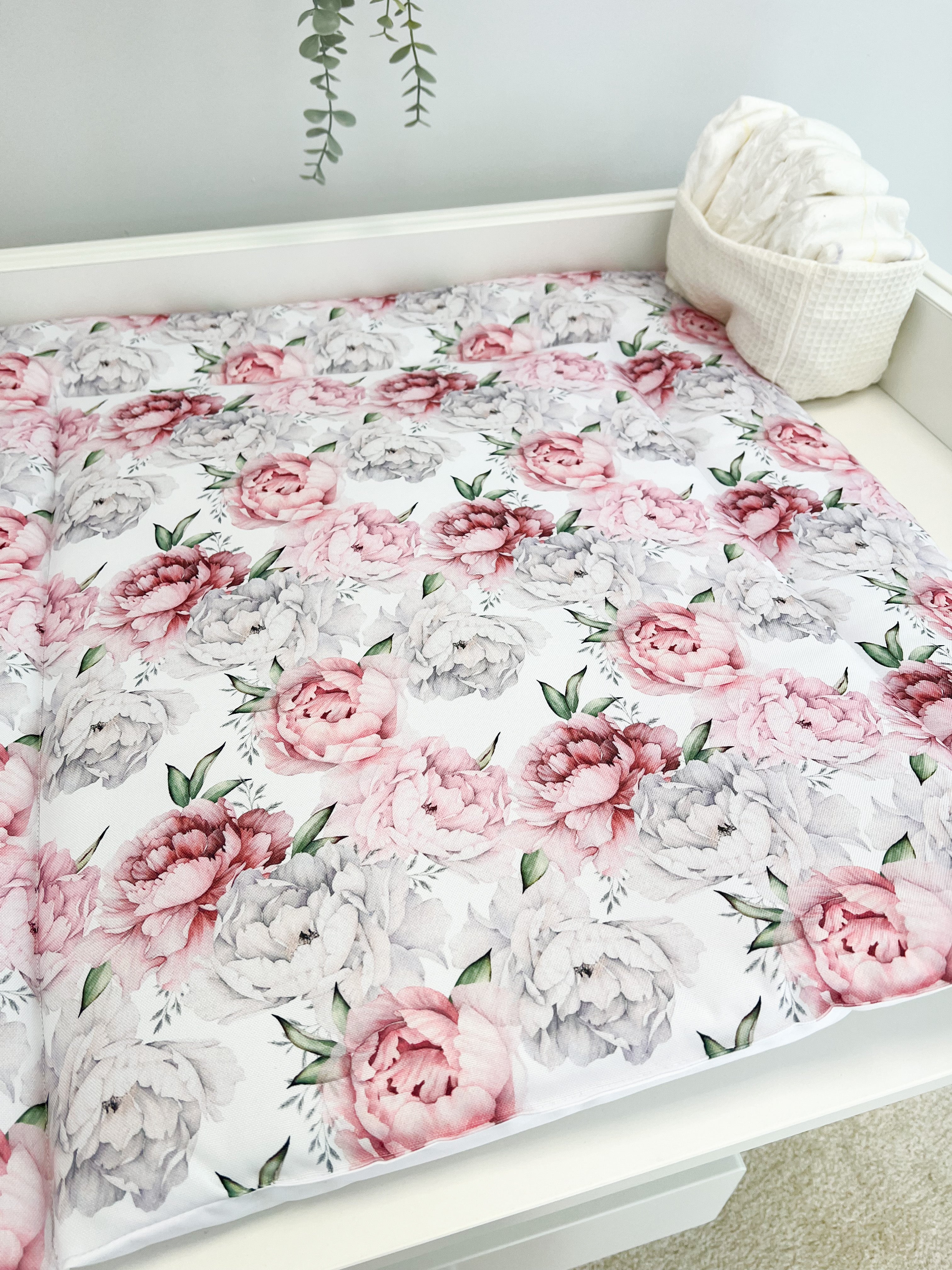 Ūdensizturīga pārtinamā virsma - Peonijas