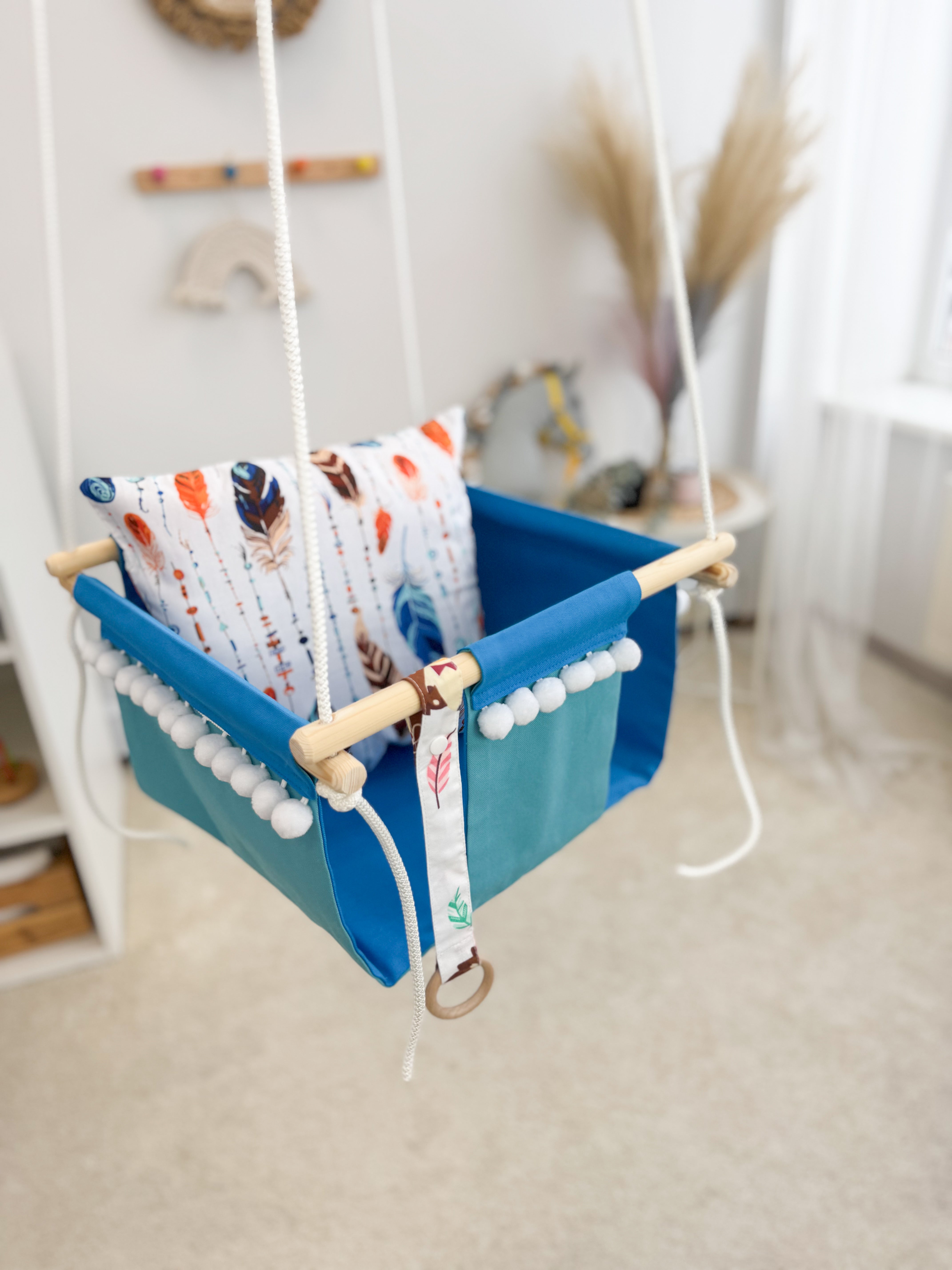 Klasiskās šūpoles "Spalva"