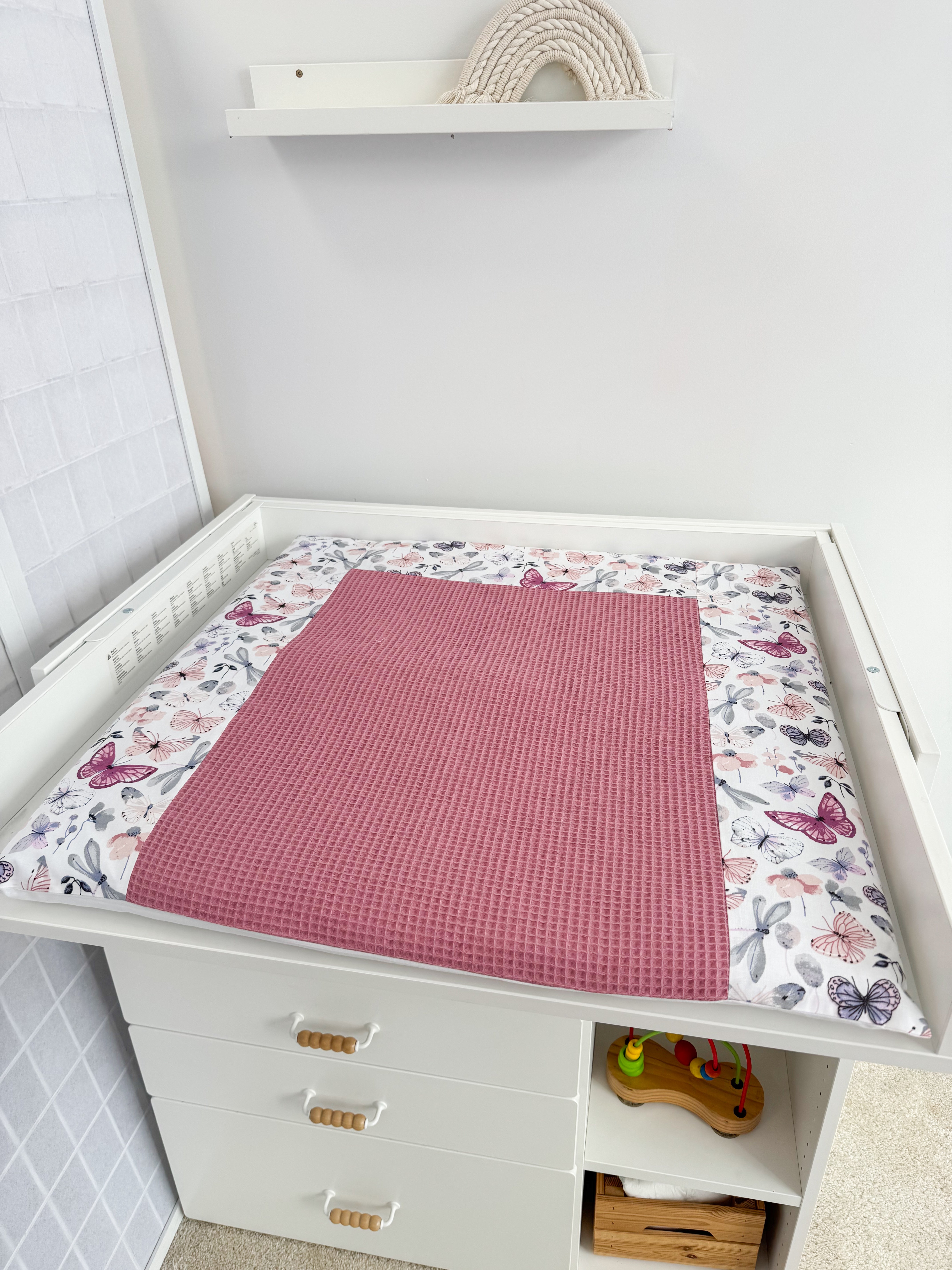 Kokvilnas pārtinamā virsma -Tauriņi