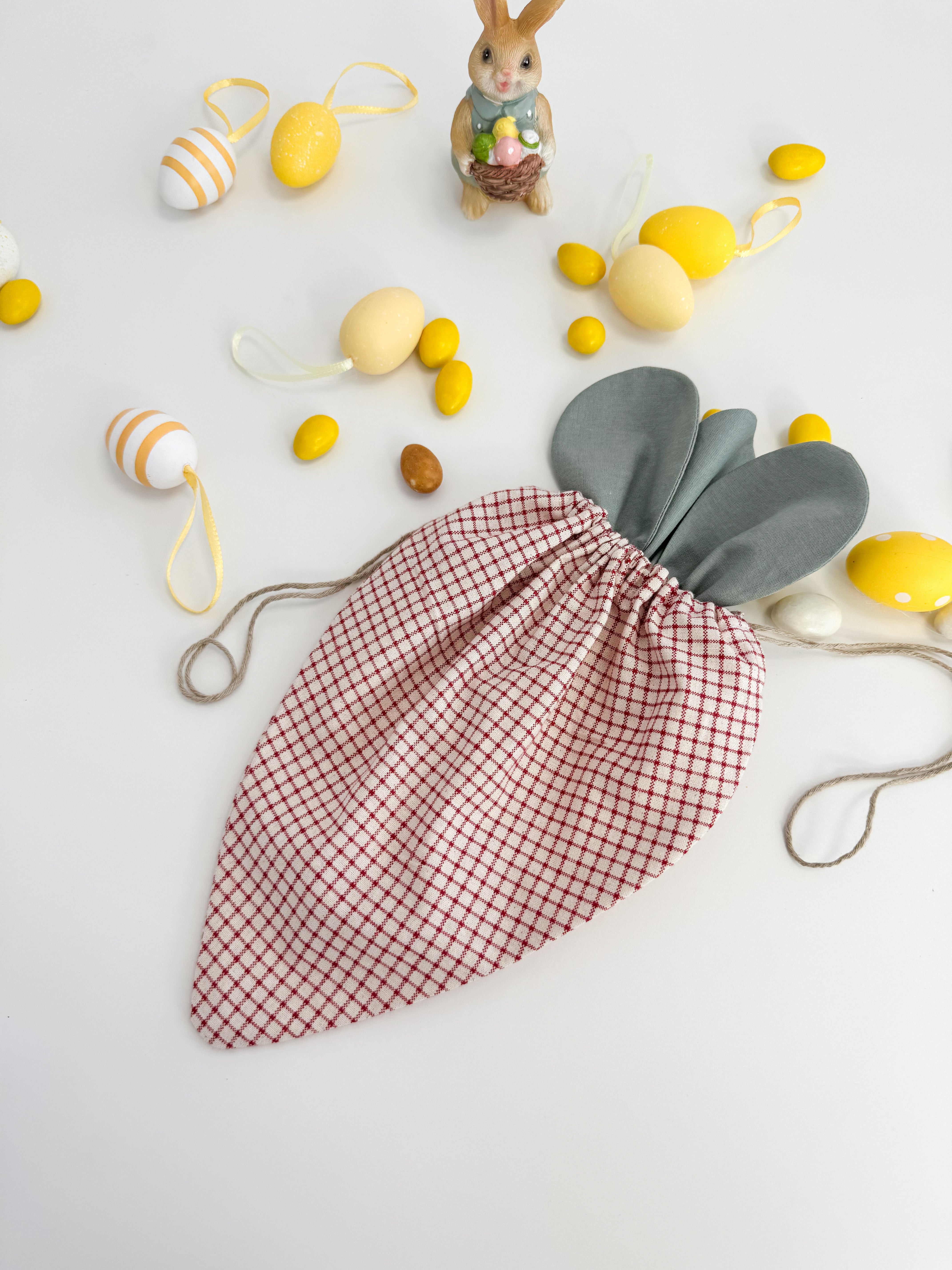 Lieldienu konfekšu un kārumu maisiņš